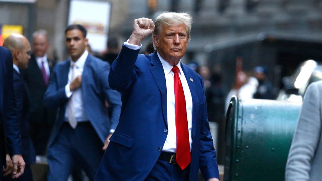 Donald Trump turns his legal battles into campaign spectacle