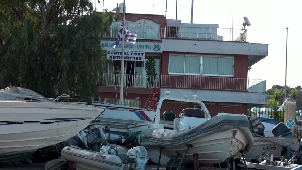 Офис береговой охраны и управления Центрального порта, Корфу