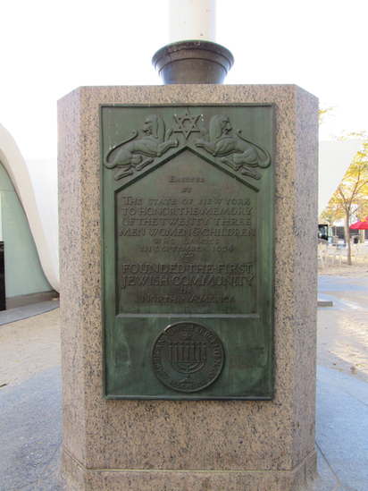 Monumento que honra a los primeros judíos en llegar a Nueva Ámsterdam.