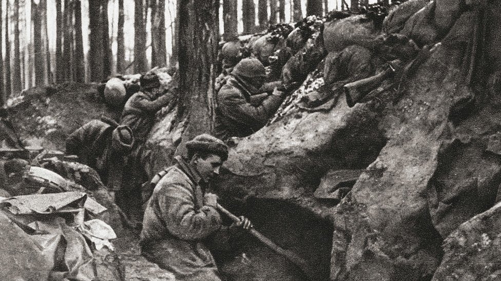 Trincheras y soldados durante la Primera Guerra Mundial.