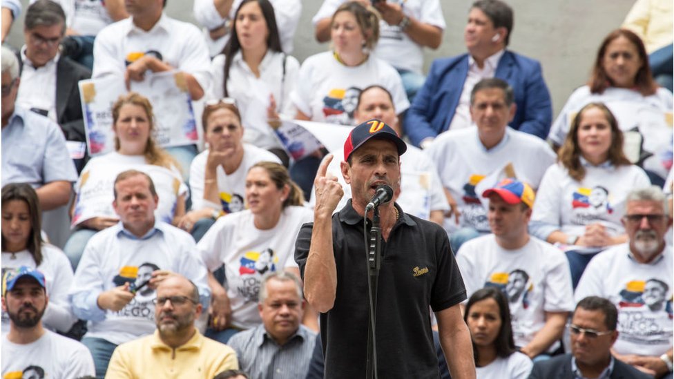 Henrique Capriles en un mitin