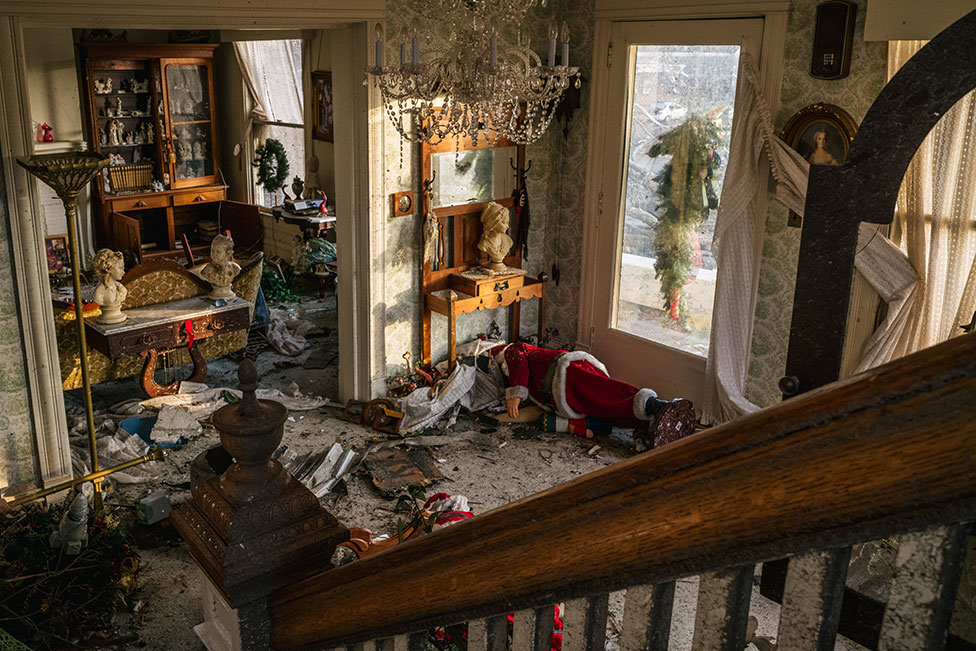 Unutrašnjost kuće stradale od tornada u Mejfildu u američkoj saveznoj državi Kentaki tokom decembra.