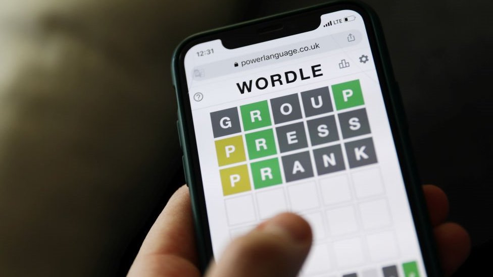 Telefonda Wordle oyunun görseli