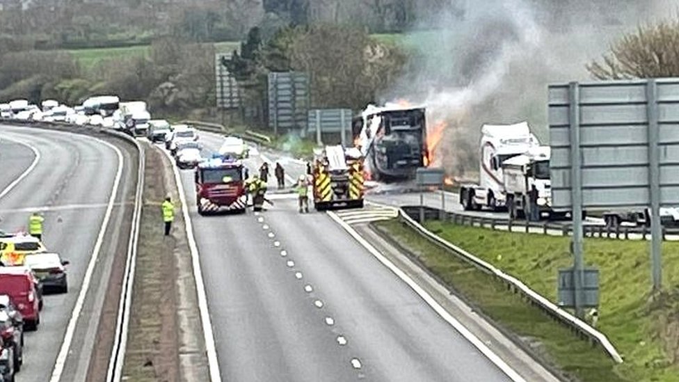 Lorry fire causes disruption on Edinburgh bypass BBC News