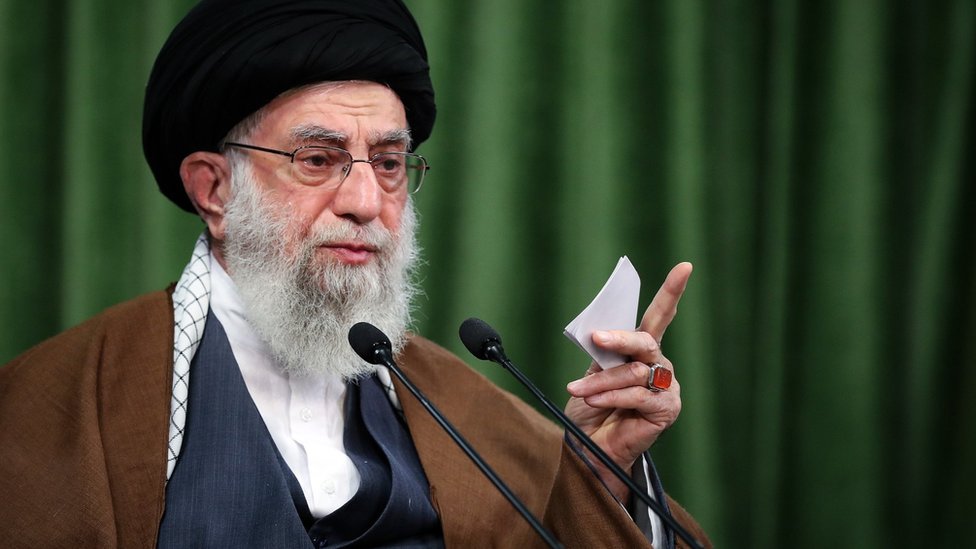 Аятолла Али Хаменеи выступает с речью в Тегеране, Иран (3 ноября 2020 г.)