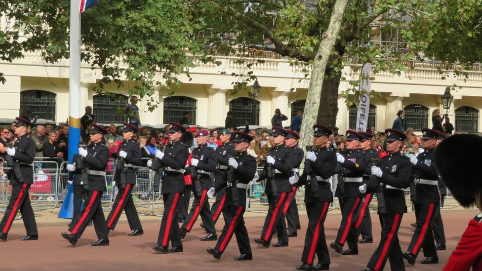 A Ghanaian view of the Queen's funeral: 'They march, we dance' - BBC News