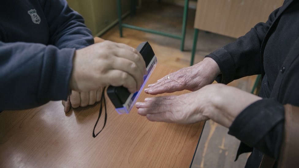 Provera glasača na biračkom mestu