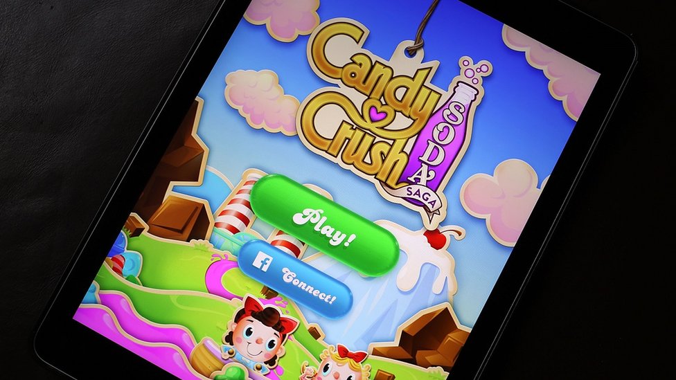 Candy Crush Soda Saga, Xbox Video and Xbox Music for Windows Phone