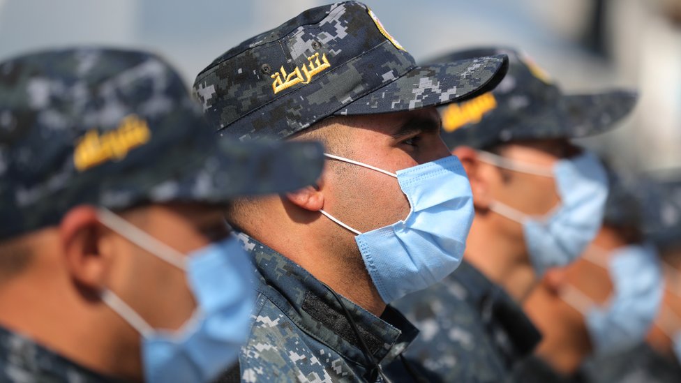 منتسبو الشرطة التونسية خلال أزمة كورونا