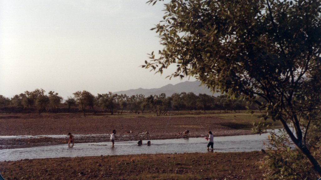 O Córrego da Areia Branca das lembranças de Yu Kongjian, em fotografia de 1984