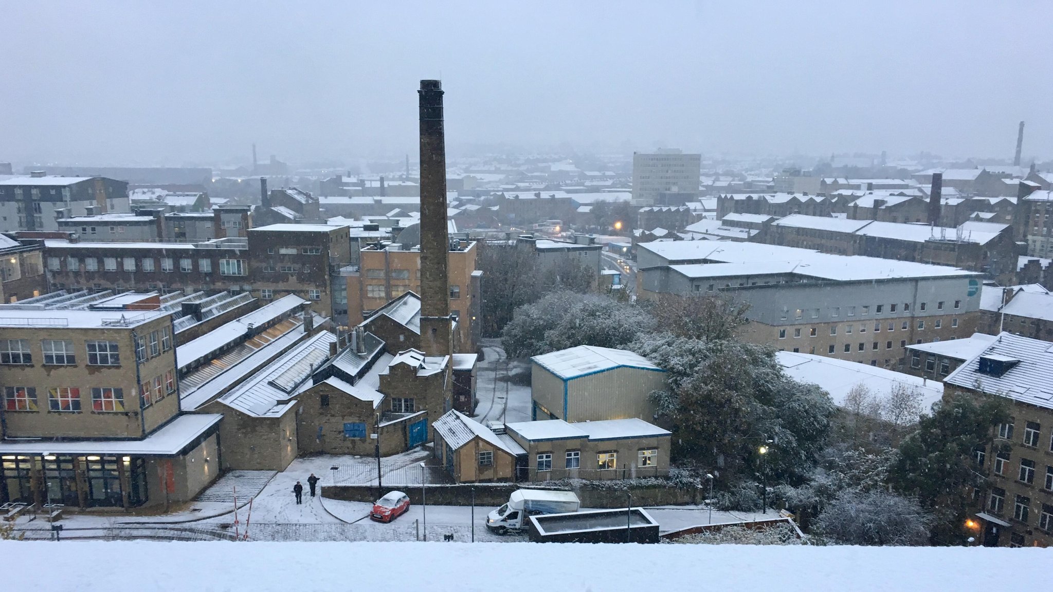 Snow in West Yorkshire Weather, travel and news updates BBC News