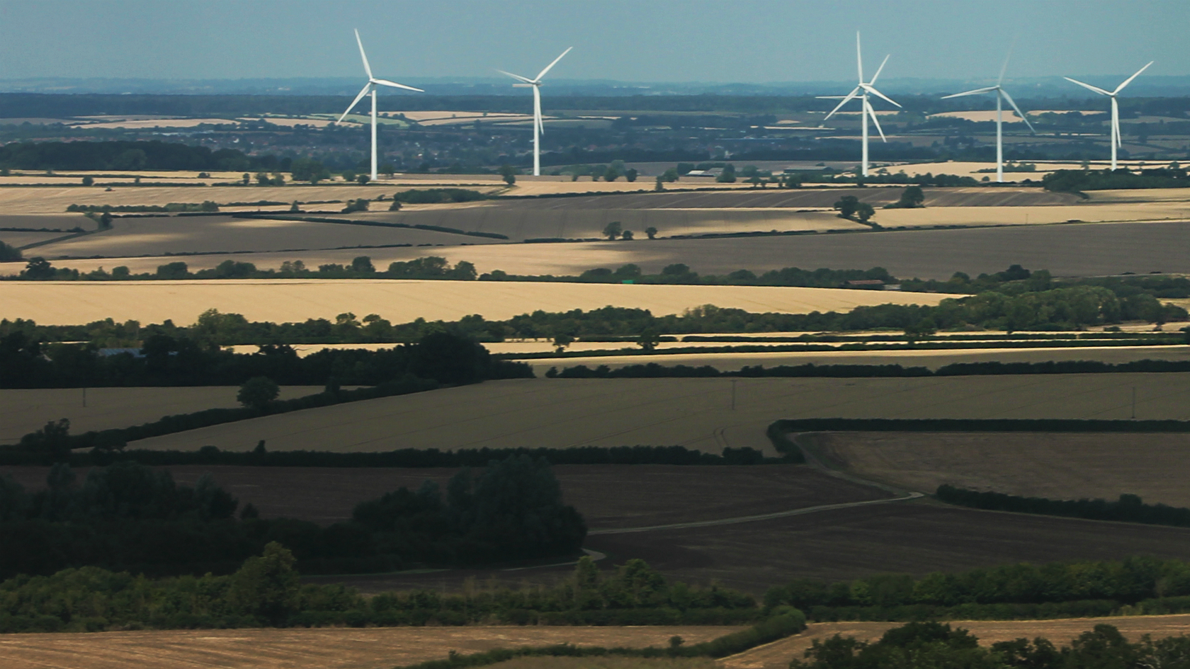 BBC Local Live Beds, Herts & Bucks on Friday, 4 December 2015 BBC News