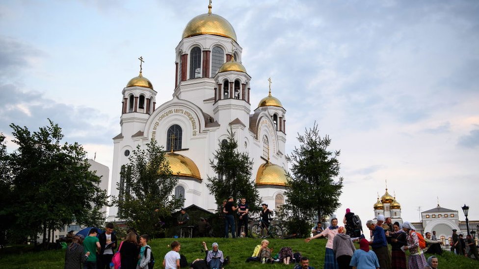 La iglesia sobre la sangre en nombre de todos los santos que resplandecieron en la tierra de Rusia