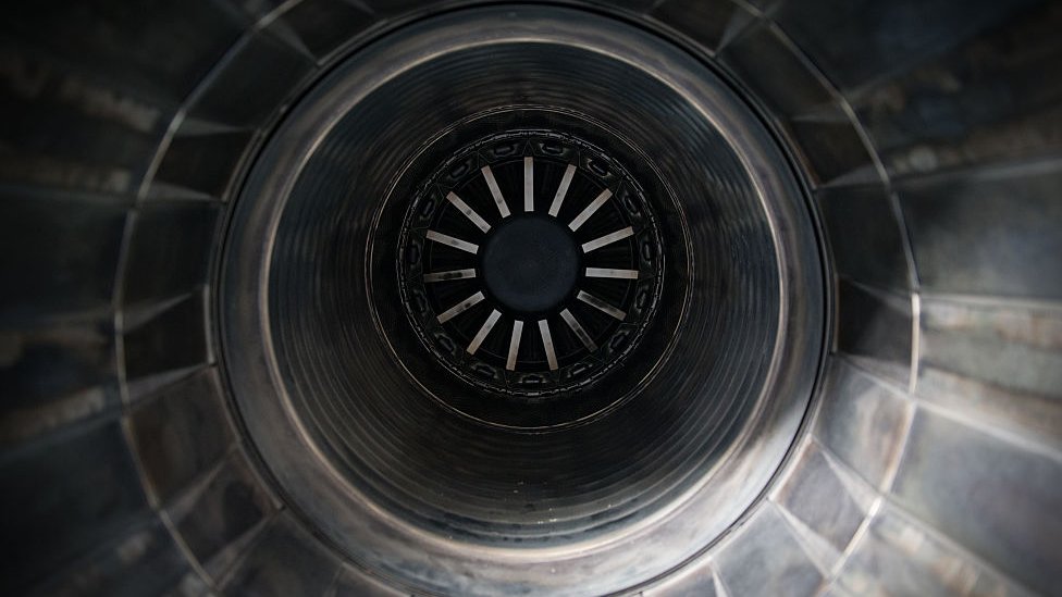 El Bloodhound es mitad auto, mitad cohete. parte del Bloddhound