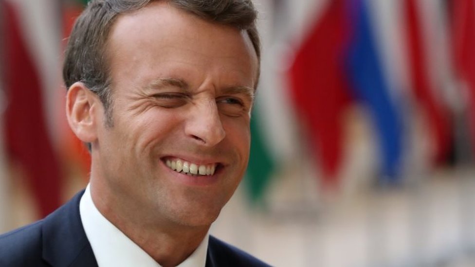 Реакция президента Франции Эммануэля Макрона, прибывшего на саммит лидеров Европейского Союза в Брюссель