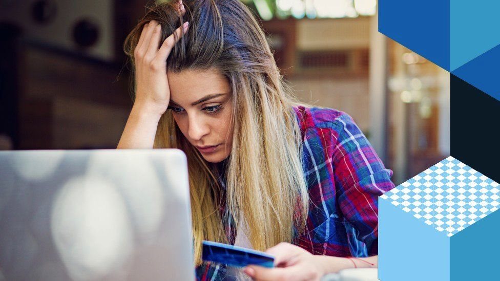 ليز تراس: سبعة تحديات كبرى تنتظر رئيسة الوزراء البريطانية الجديدة 1 امرأة تفكر بتمعّن