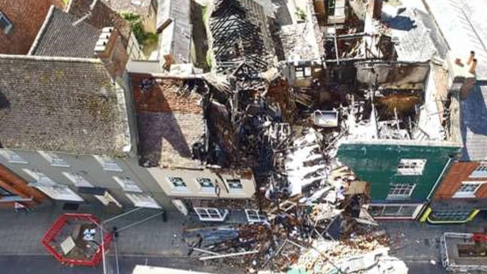 BBC Local Live Beds, Herts & Bucks on Wednesday, 4 May 2016 BBC News