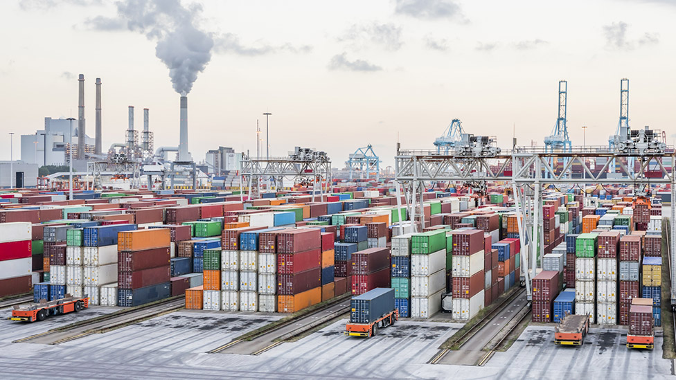 Contenedores en el puerto de Rotterdam.