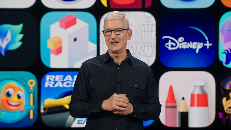 iOS15: Apple continues privacy war with app tracker reports
