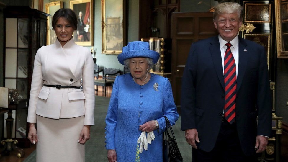 Kraliçe ve Trump çifti