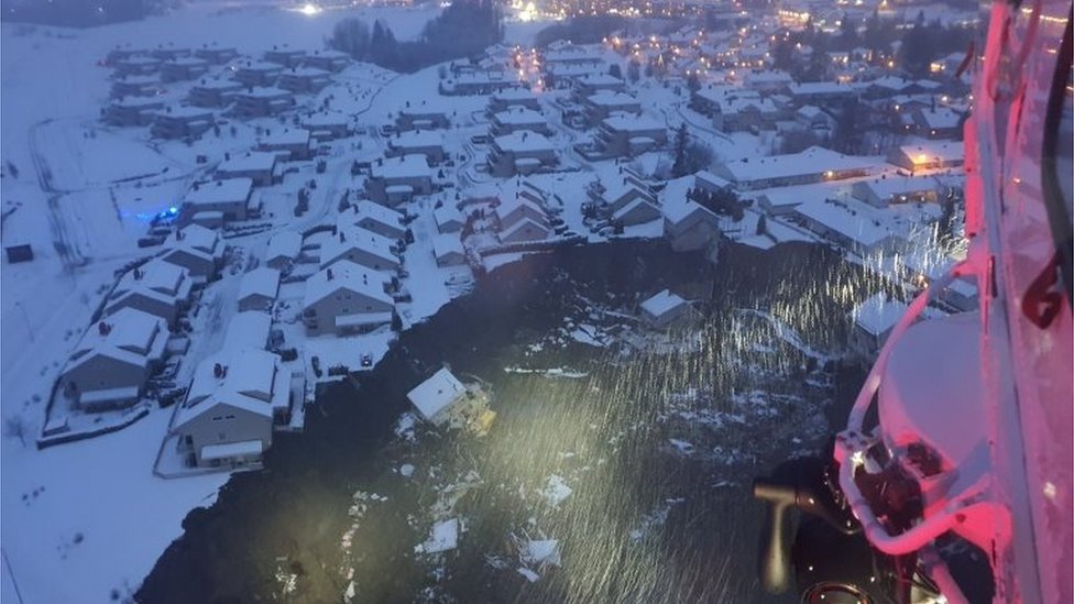 View of landslide from helicopter in Norway's Gjerdrum, 30 December 2020