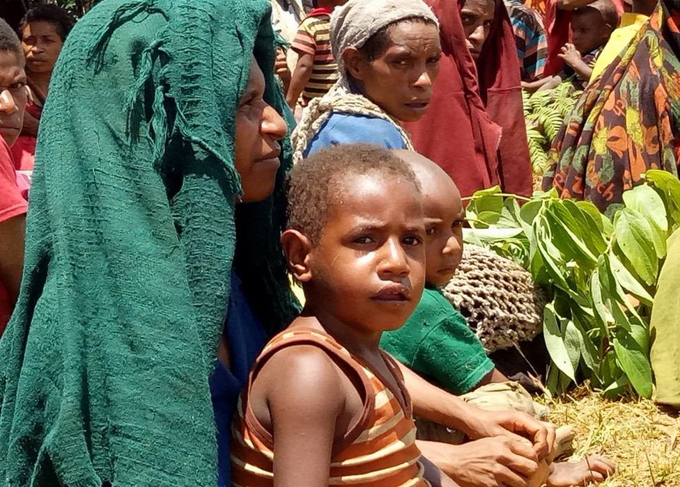 Перемещенные лица в лагере в деревне Хуйя, PNG (5 марта 2018 г.)