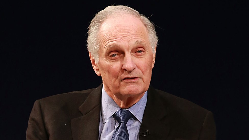 This Was the First Sign of Parkinson's Alan Alda Noticed