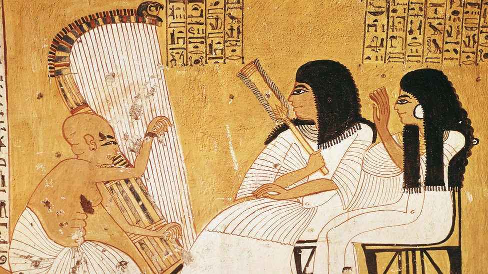اسرار سحر وجاذبية المرأة المصرية القديمة؟ _103801969_gettyimages-122227075
