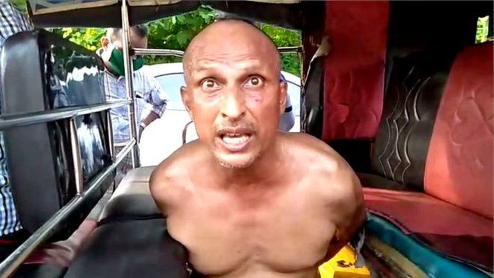 Доктор Судхакар Рао в авто-рикше