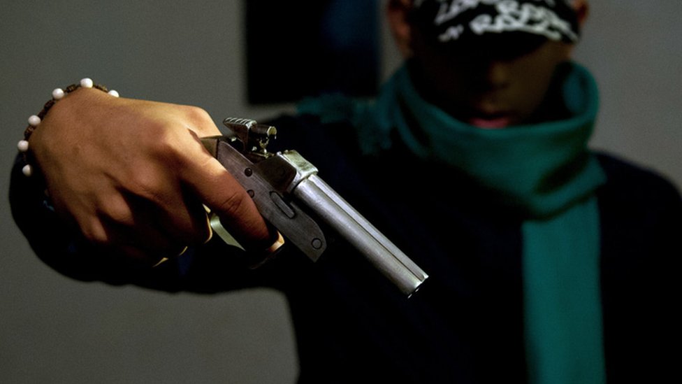 Usted sabe que acá asesinamos al que nos dé la gana": lo que dice de  Colombia el audio con amenazas a la maestra Deyanira Ballestas - BBC News  Mundo