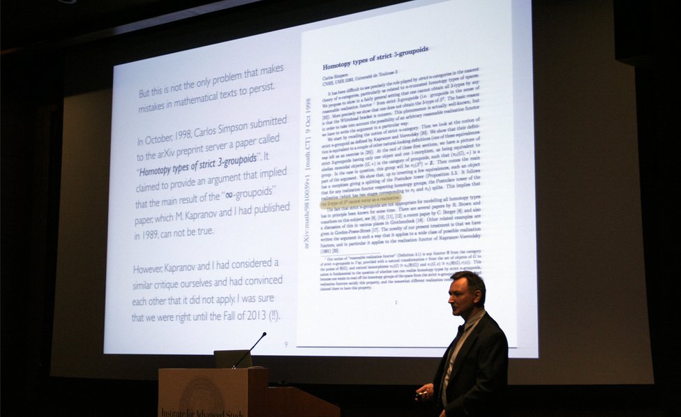 A los 36 años Vladimir Voevodsky ganó la Medalla Fields en 2002, considerada el Premio Nobel de las matemáticas. (Foto: Amy Ramsey/IAS, Princeton) Voevodsky durante una conferencia (Foto: Amy Ramsey/IAS, Princeton)