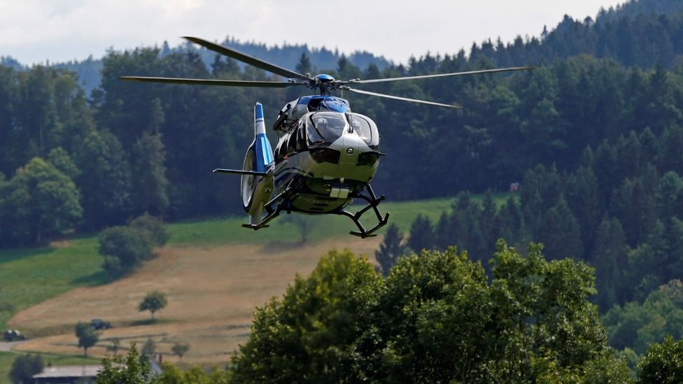 Полицейский вертолет в поисках Шварцвальда, 14 20 июл