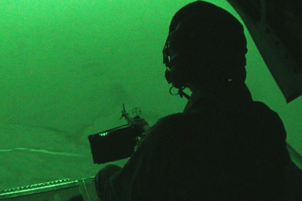 Los escuadrones del SAS condujeron redadas nocturnas en Afganistán para liquidar o capturar a líderes del Talibán