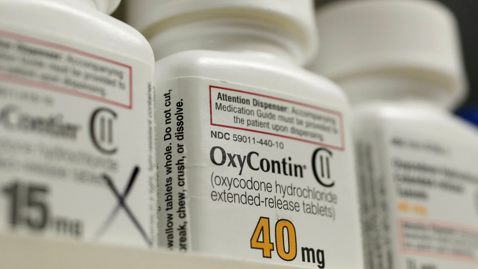 ABD'de ağrı kesici skandalı: Dev ilaç şirketi Purdue '12 milyar dolarlık uzlaşma arayışında' - BBC News Türkçe