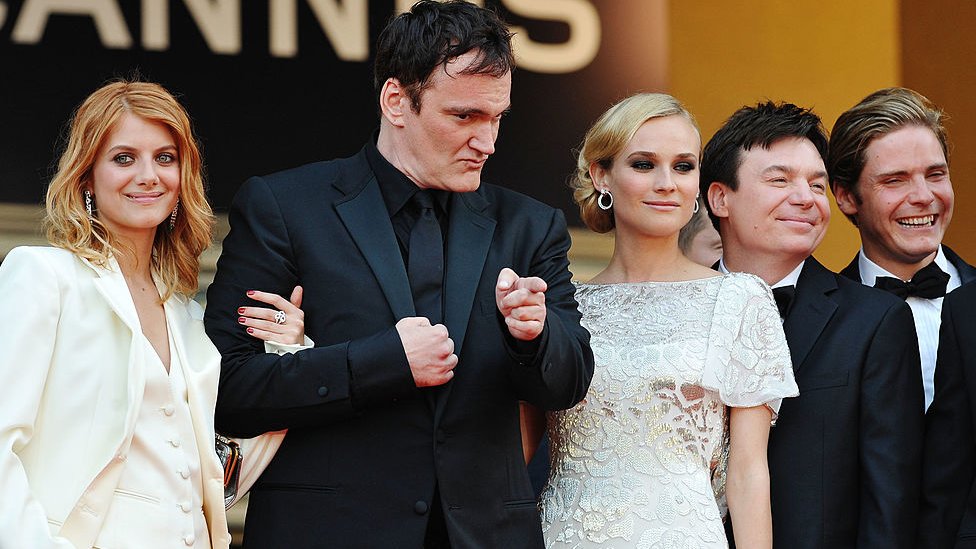 Daniel Brühl junto a Mike Myers, Diane Kruger, Quentin Tarantino y Mélanie Laurent promocionando Malditos Bastardos.