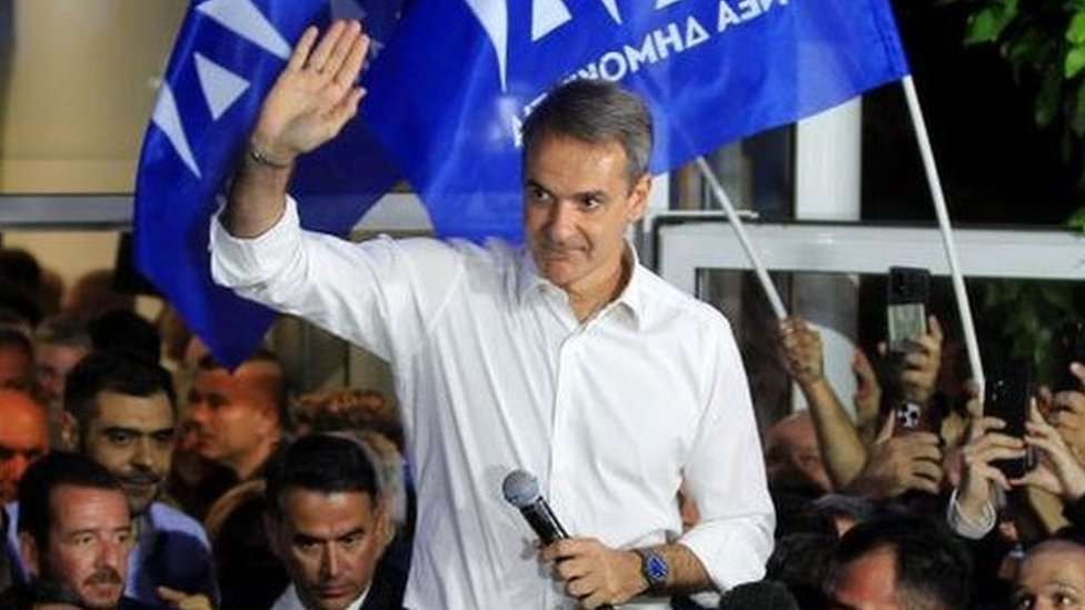 Greek elections: Mitsotakis hails conservative win as mandate for reform