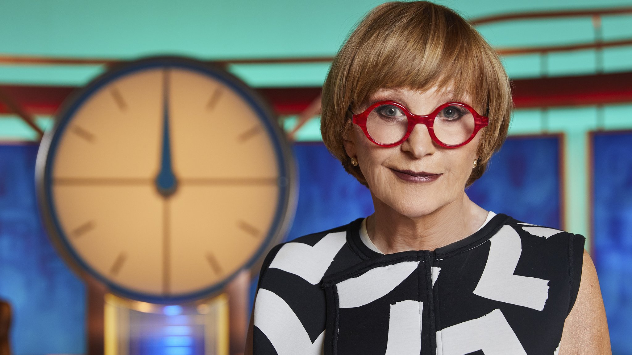 Anne Robinson on Countdown and cancel culture - BBC News