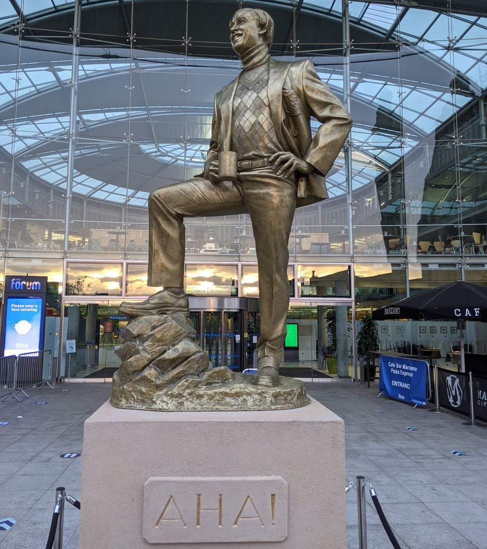 Alan Partridge statue