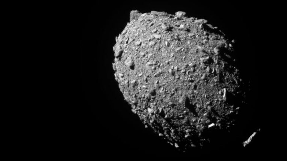 _127058389_asteroid.jpg