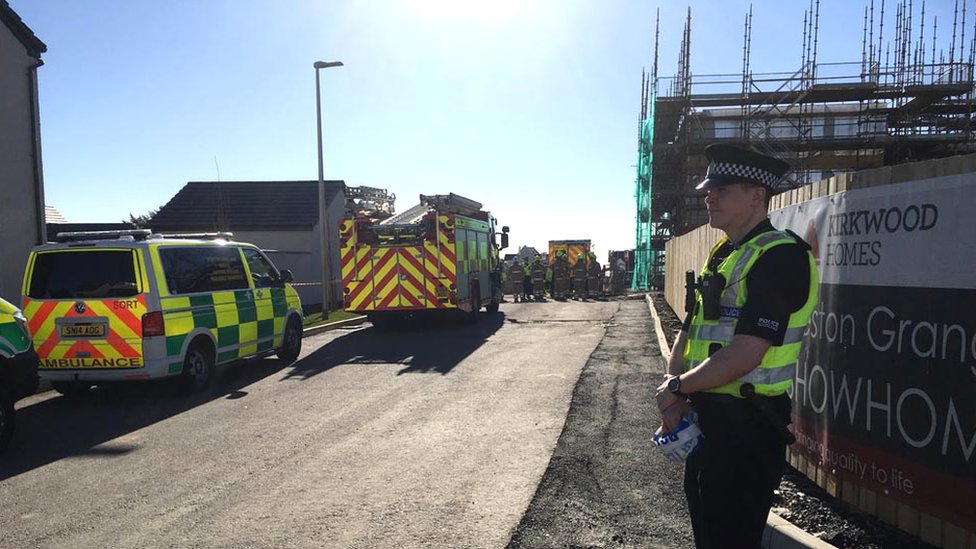 One man hurt after building site accident in Aberdeen BBC News