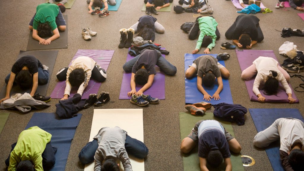 High school dudes don yoga pants to protest rumored yoga pants ban