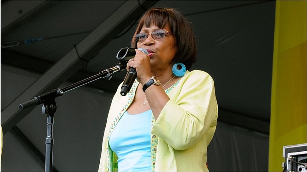 Джоан Мари Джонсон на Джазовом фестивале в Новом Орлеане 2010