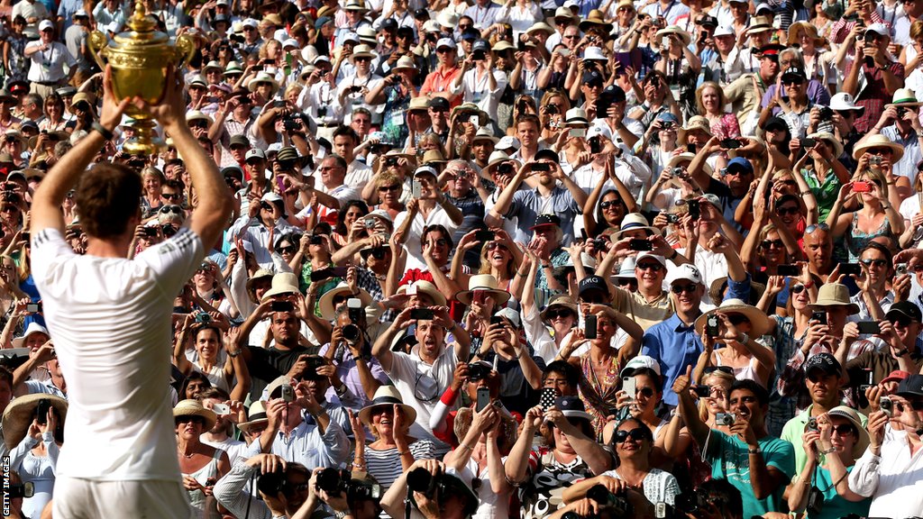 Andy Murray wins Wimbledon in 2013