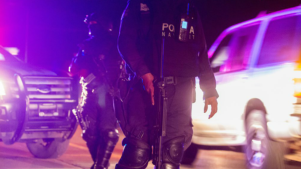 El conflicto entre los diferentes bandos dejó enfrentamientos impensados poco tiempo atrás. Como el ataque contra la casa de la madre del "Chapo" y el secuestro de "Los Chapitos". Lugar del secuestro de los hijos del "Chapo"