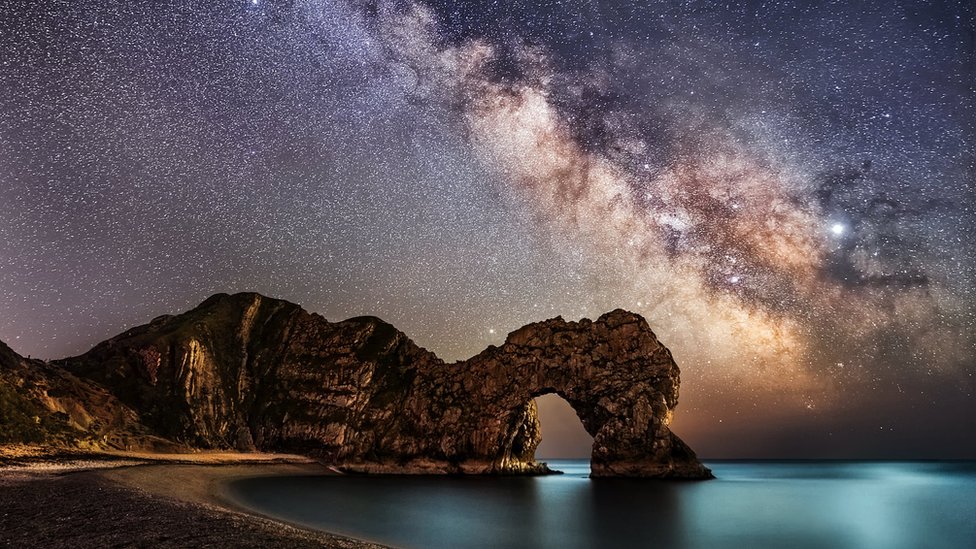 Pemandangan di Durdle Door, Dorset, Inggris