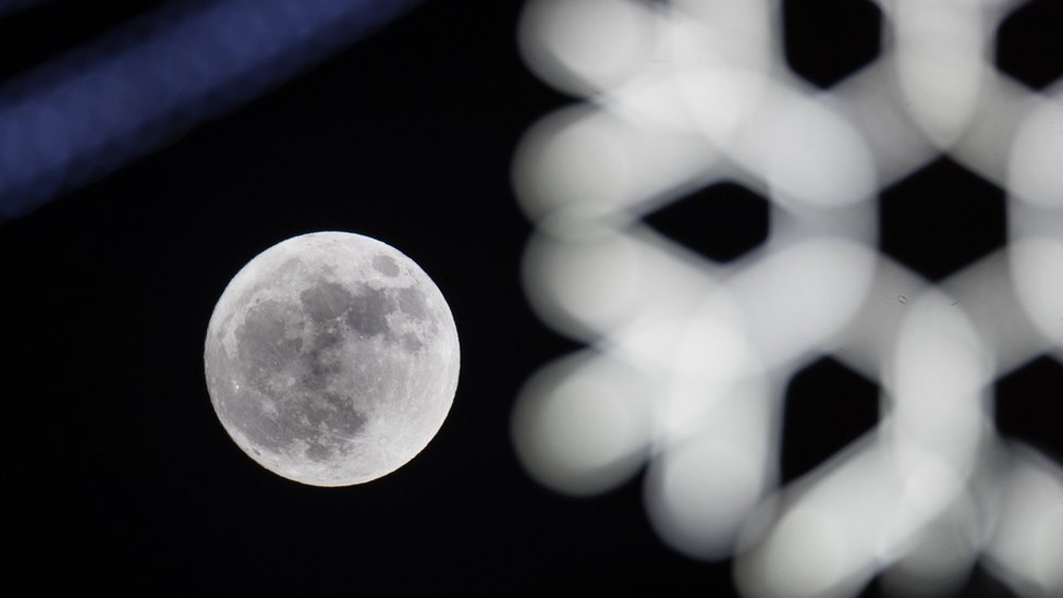 La luna vista desde Inglaterra La luna vista desde Inglaterra