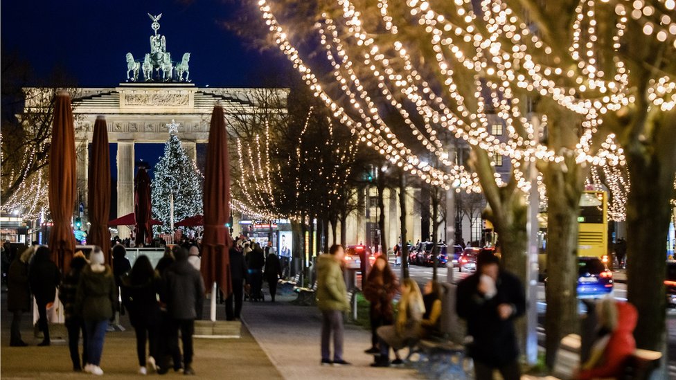 Рождественские огни возле Бранденбургских ворот, Берлин