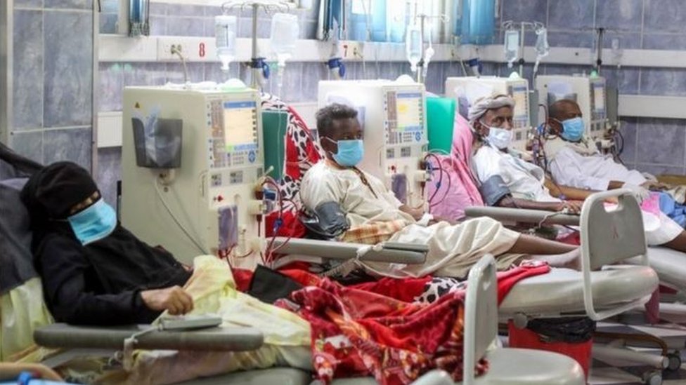 يعتمد نحو 24 مليون شخص في اليمن على المساعدات للبقاء على قيد الحياة