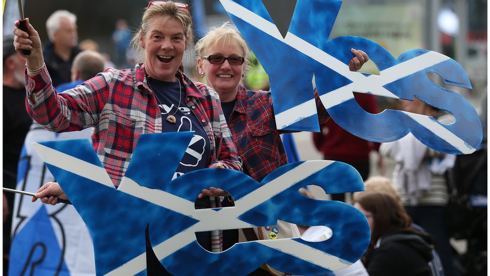 PArtidarios del "sí" en el referéndum de independencia de Escocia de 2014.