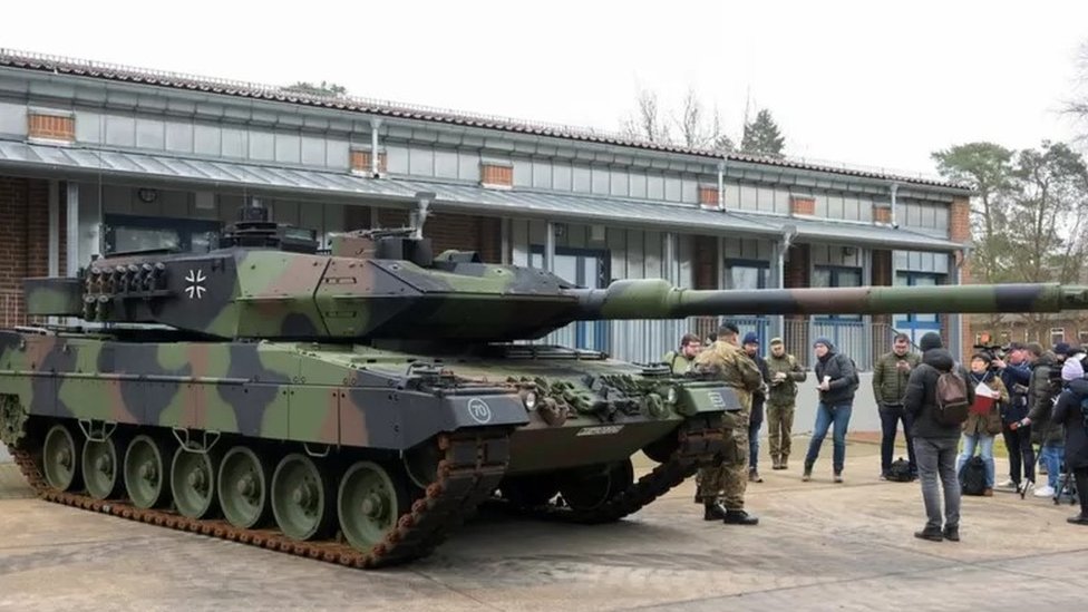 ألمانيا سلمت أوكرانيا دبابات ليوبارد في مارس/آذار الماضي